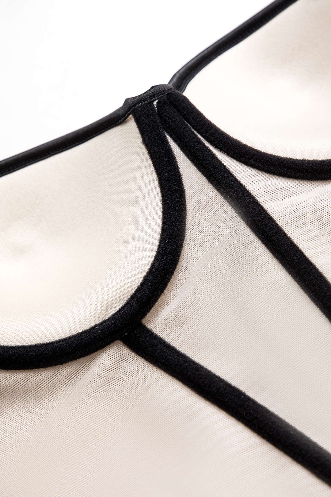 Cecilia | Elegantes Mesh-Korsett-Top mit Kontrastpaspeln