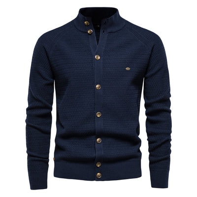 Einfache Winterstrickjacke für Männer