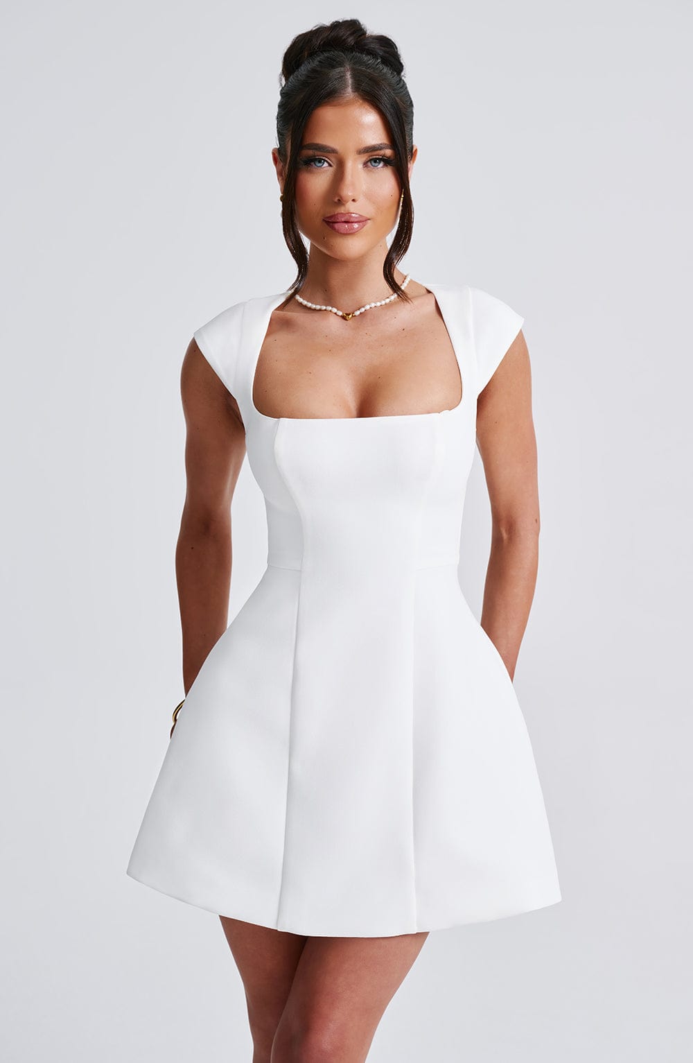 Nicole | Stilvolles elfenbeinfarbenes Minikleid