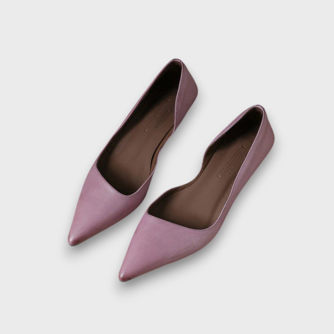 Veyra – Lederschuhe mit Kitten-Heel