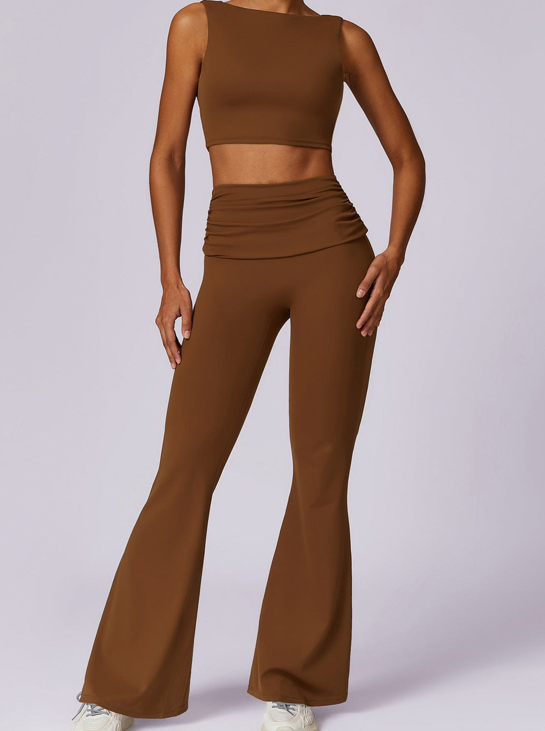 Hochtaillierte Schlaghose in Mokka-Braun