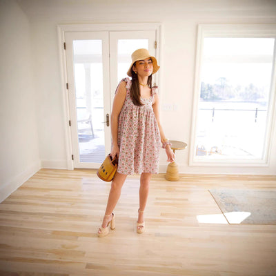 Nea | Kurzes Blumenkleid mit Trägern