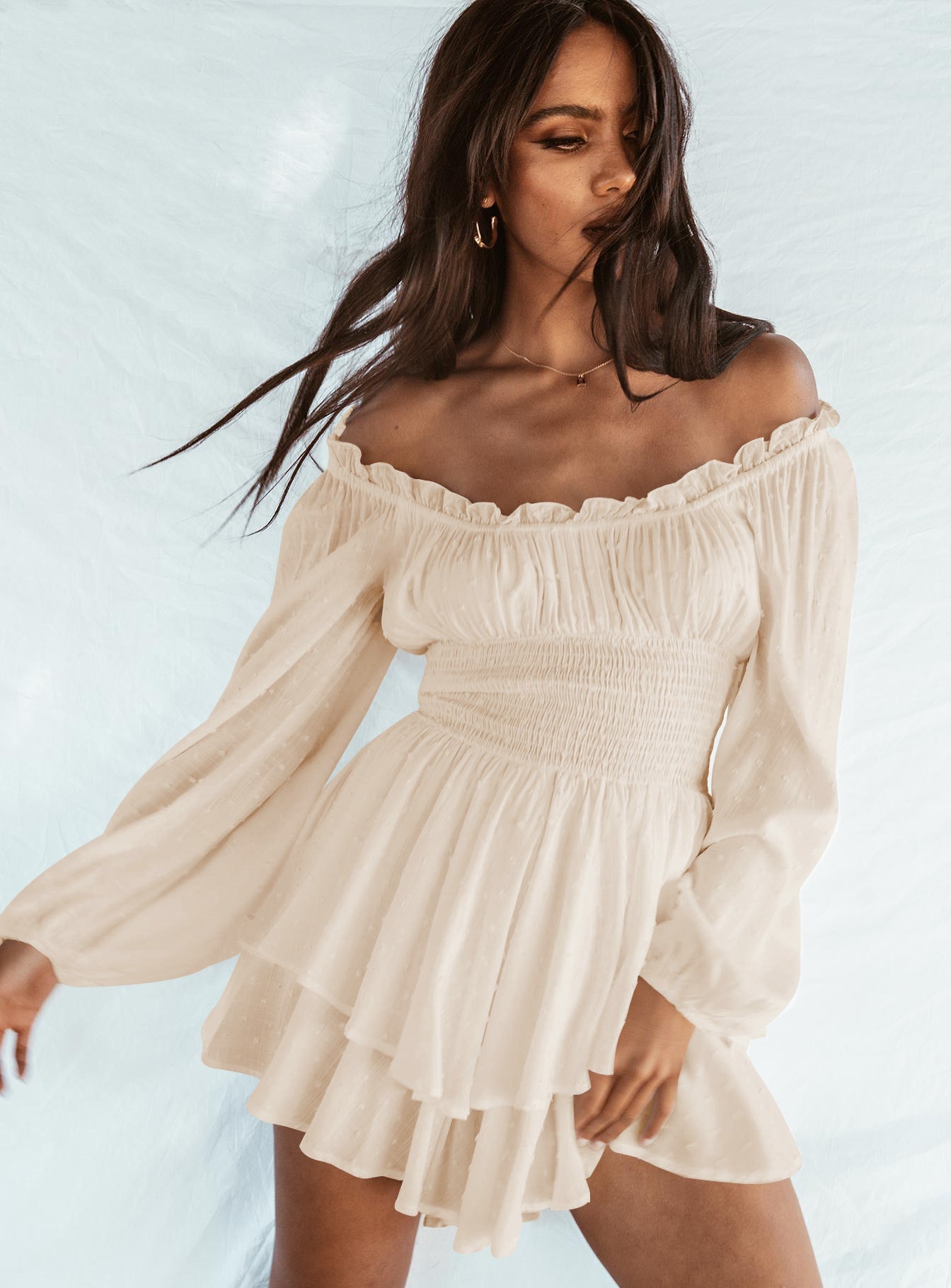 Ria | Elegantes Off Shoulder Kleid mit Ärmeln