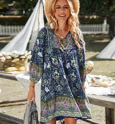 Heidi-Mode | Kurzarm Boho Kleid mit V-Ausschnitt und Blumenmuster