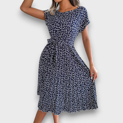 Florienne – Faltenkleid mit verspieltem Charme