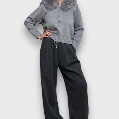 Alisanne – Strickjacke mit Reißverschluss und Faux-Fur-Kragen