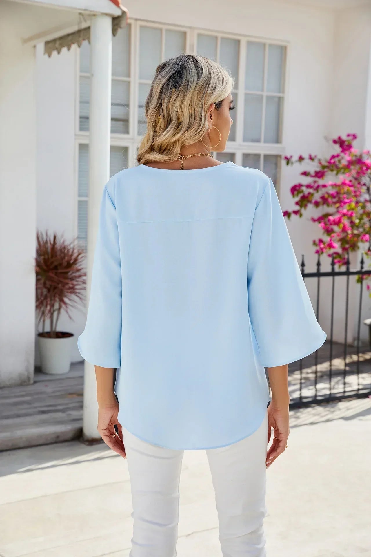 Sophie | Stilvolle Sommerbluse mit V Ausschnitt