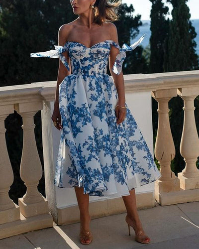 Elegantes Kleid mit Spitzenmuster