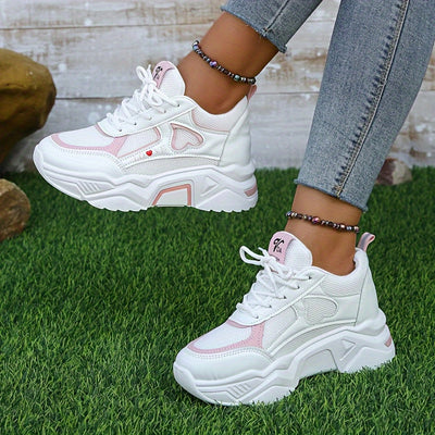 Schicke Turnschuhe für Damen