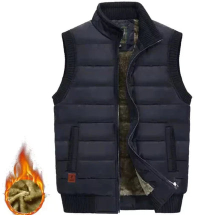 Bequeme und warme Outdoor-Weste mit Futter für aktive Herren