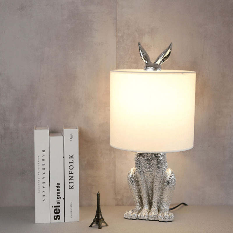 Goldene Kaninchen Tischlampe – Originelle Designer-Leuchte mit Schirm