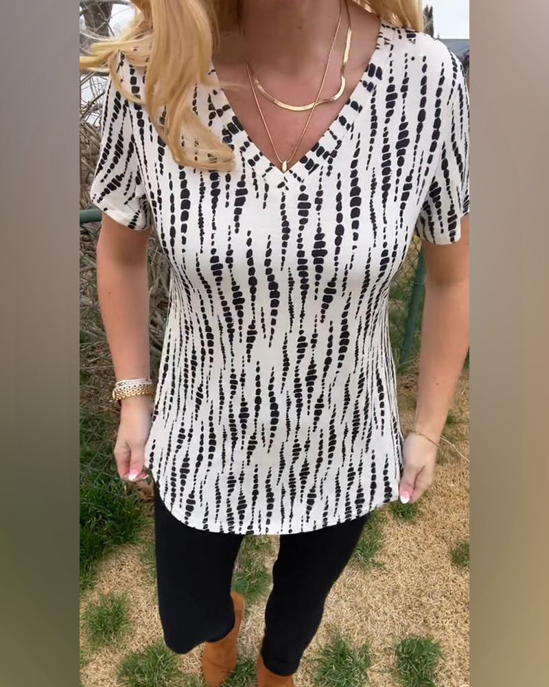 T-Shirt bedruckt kurzärmelig V-Ausschnitt