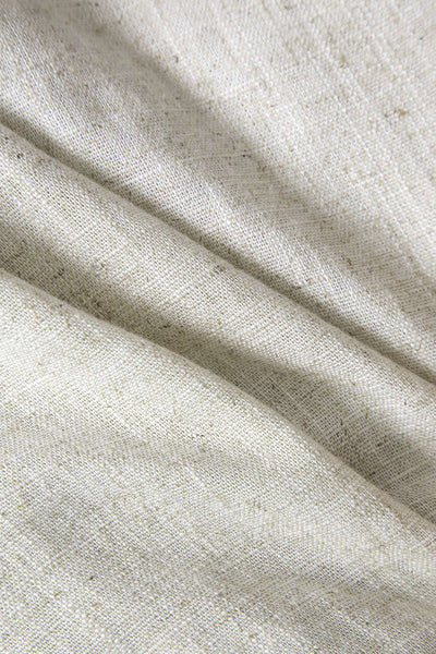 Nerine | Kontrastreicher Kunstleder-Skaterrock mit ausgestellten Stoffeinsätzen und High-Waist-Schnitt