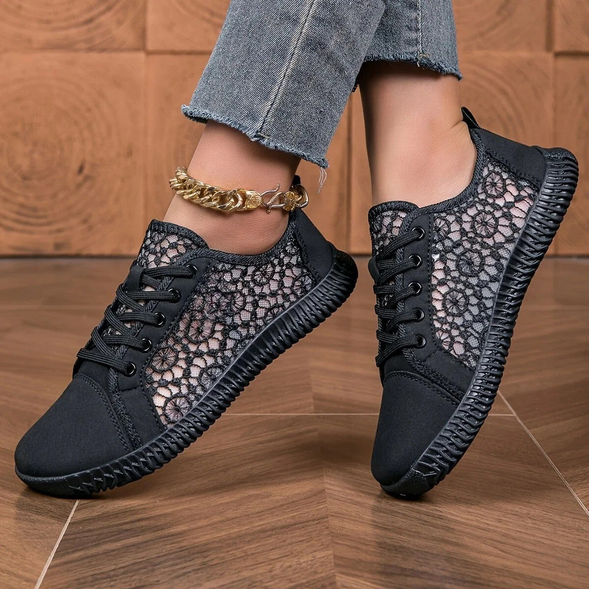 Atmungsaktive Slip-On-Mokassins aus Mesh für Damen