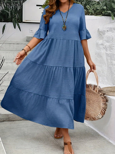 Serena – Elegantes Stufenkleid für fließende Auftritte