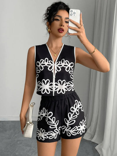 Mina | Blumenkombi und Shorts