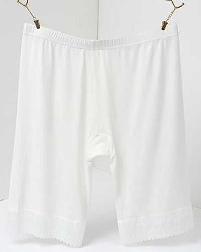 Shorts Spitzenbesatz