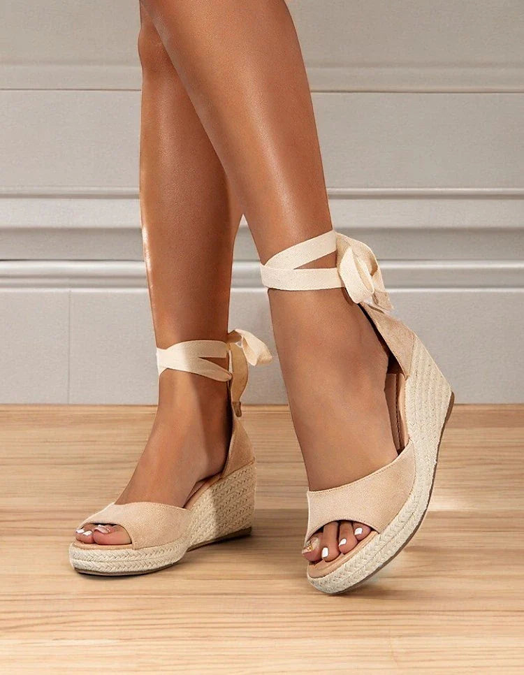 Severine – Boho-Keilsandalen für stilvolle Sommermomente