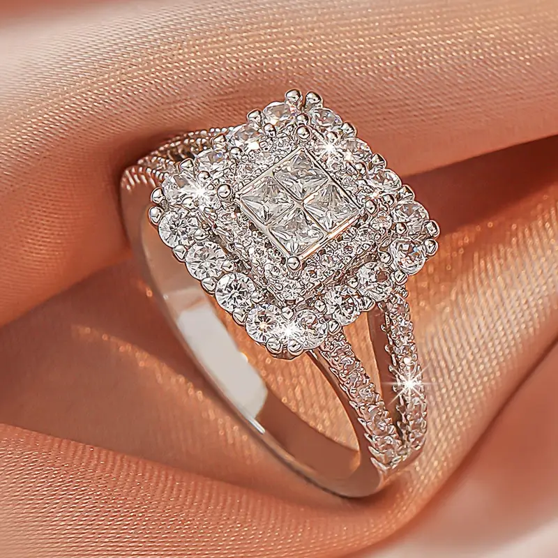 Beleuchteter Kubischer Silberring