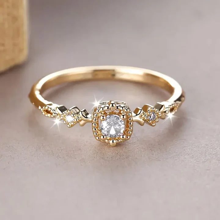 Vintage Crystal Bright Goldener Ring
