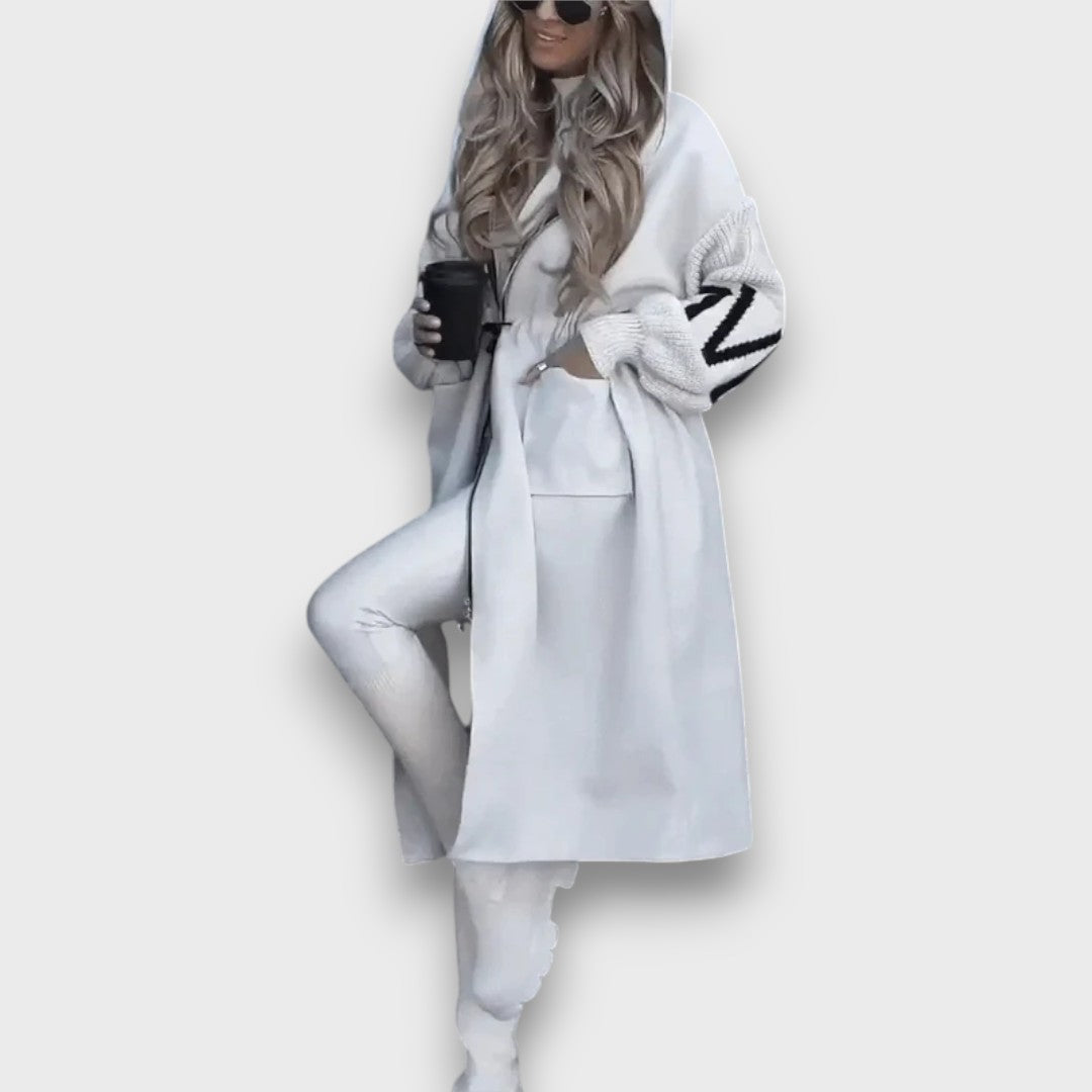 Rosalie – Eleganter Cardigan mit Kapuze