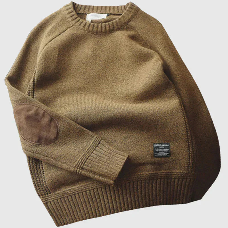 Klassischer, warmer Herrenpullover für alpine Abenteuer
