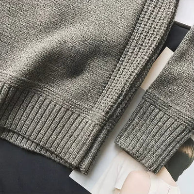 Klassischer, warmer Herrenpullover für alpine Abenteuer