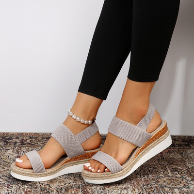Suzanne – Elegante Plateausandalen für stilvolle Sommerauftritte