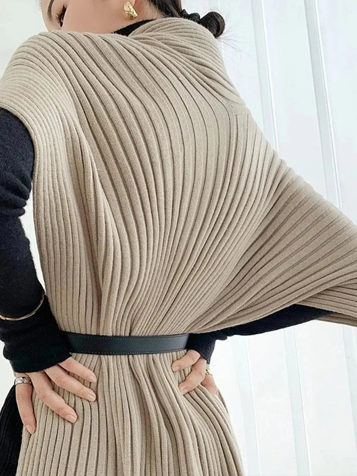 Modischer Asymmetrischer Pullover für Urbanen Lifestyle