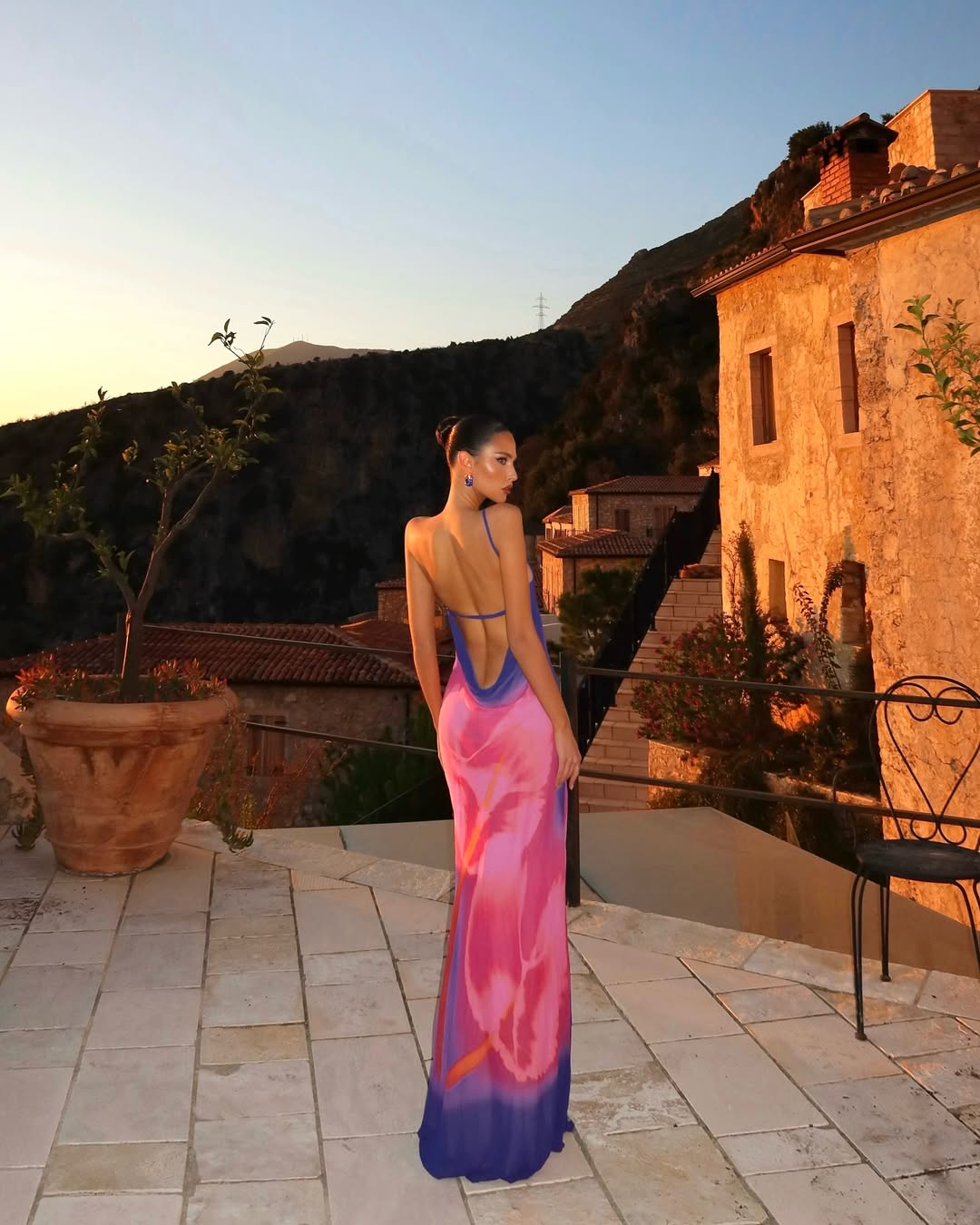 Seris | Rückenfreies One-Shoulder Maxikleid