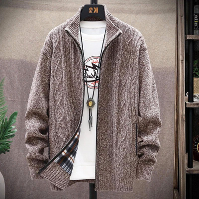 Genialer Winter-Strickjacke für Männer