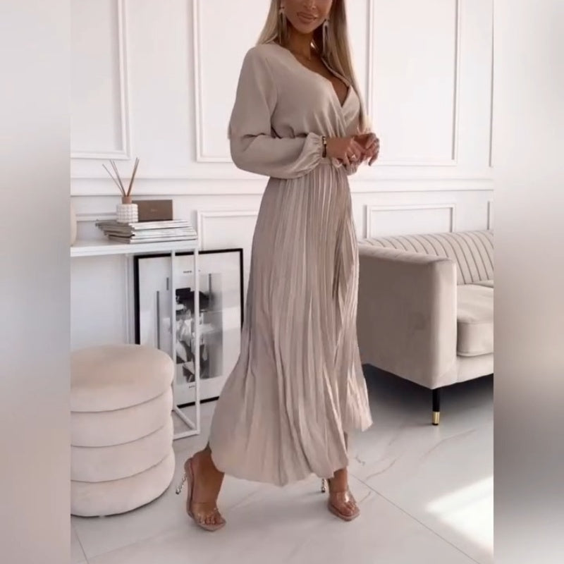 TILLIE - ELEGANTES MIDIKLEID MIT PLISSEE