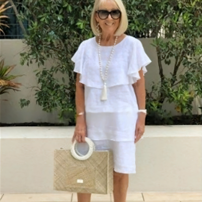 NILAY - KLEID MIT VOLANTS UND GERADEM SCHNITT