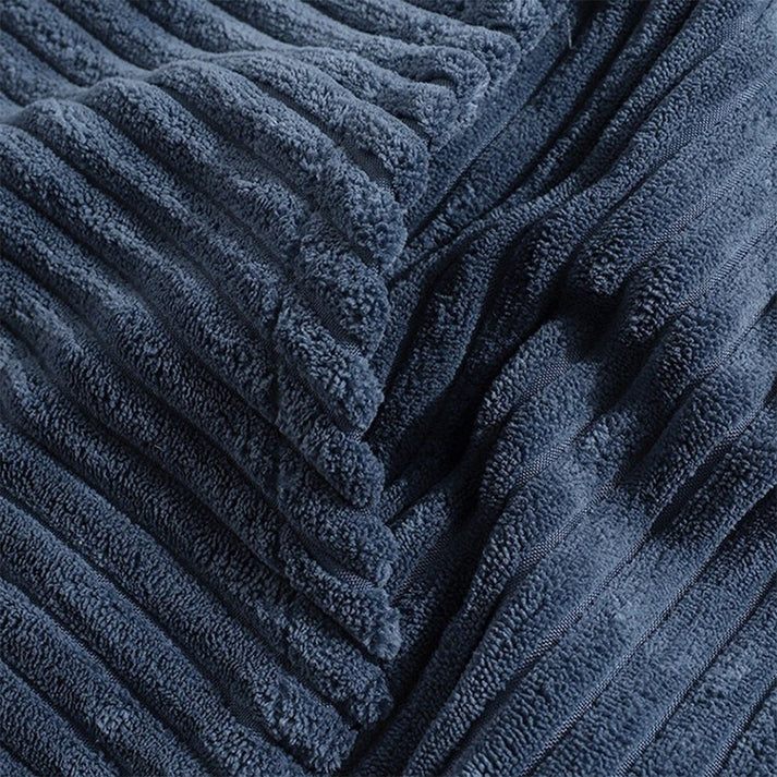 Stylischer gerippter Kapuzenpullover aus Cord - Komfort und Trend vereint